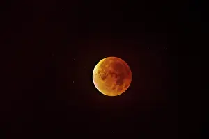 Roy Glen: Lunar Eclipse