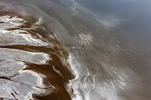 Rift: Magadi lake in Kenya and flamingos