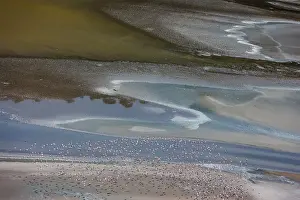 Rift: Magadi lake in Kenya and flamingos