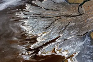Rift: Magadi lake in Kenya, Patterns