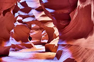 Peach: Majestic natural architecture of the Antelope Slot