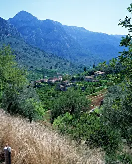 Majorca: Majorca - View of houses at Fornalutx