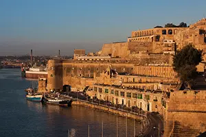Malta: Malta, Valletta, harbor view from Lower