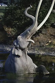 Replica: Mammoth Trapped in Tar Pit