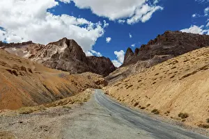 Pradesh: Manali-Leh road to Ladakh in Indian Himalayas. L