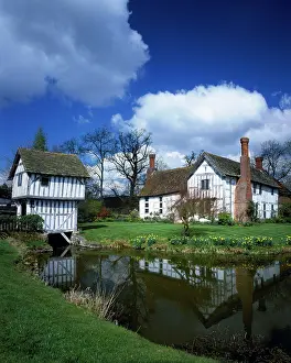 Tudor: Manor House and timber framed gatehouse and moat
