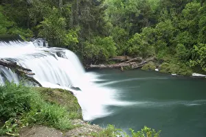Hawkes: Maraetotara Waterfall, Hawkes Bay, North