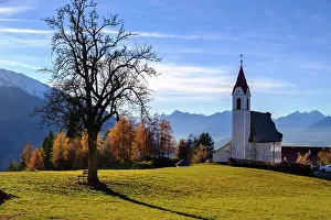 Maria: Maria Heimsuchung Parish Church, Mosern near Seefeld