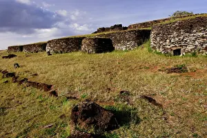 Mata: Mata Ngarau, ceremonial 'centreI of Orongo where