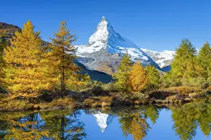 Matterhorn: Matterhorn and Lake Grindji, Valais, Switzerland