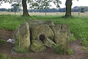 Megalithic: Megalithic Tomb