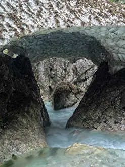 Bleak: Melting remains of big avalanches blocking