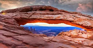 Arch: Mesa Arch. Utah, USA
