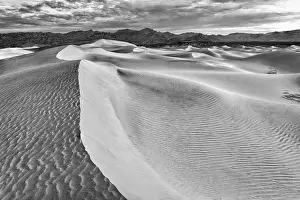 Death: Mesquite Dunes, Death Valley National Park, California