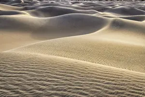 Death: Mesquite Dunes, Death Valley National Park, California