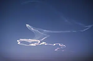 Distorted: Meteorite vapour trail - Distorted over time by