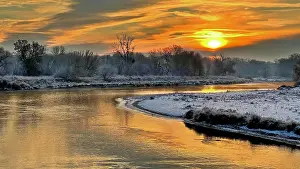 Course: Middle Elbe Biosphere Reserve, river bend, winter