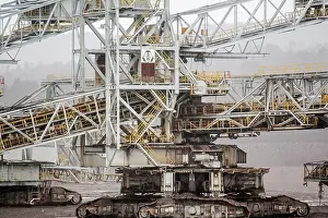 Machinery: Mining bucket-wheel excavator at coal mine As Pontes