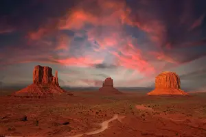 Buttes: The Mittens Buttes, in last light, Monument Valley