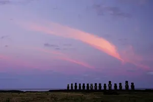 1960: The fifteen Moais of Ahu Tongariki, restored 1990s