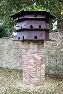Dovecote: Modern dovecote on brick stand