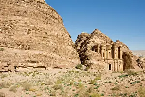Carving: The Monastry or El Deir, Petra, UNESCO World