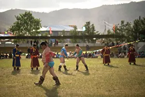 Clothe: Mongolian wrestling, Traditional fighting burumbators