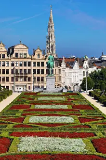 Brussels: Mont des Arts Gardens and Tower of the Town Hall