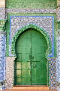 Religion: Moorish gate or doorway at the Sidi Bou Abid Mosque, Grand
