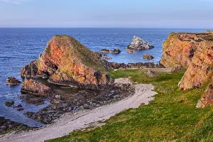 Quarzite: Moray Coast - natural beach surrounded by steep