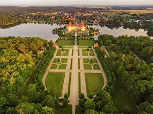 Lodge: Moritzburg Hunting Lodge in the Evening