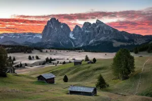 121119: Morning atmosphere on the Seiser Alm, view of Sassolungo