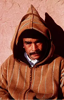Nomads: MOROCCO - Berber dressed in his Djellaba