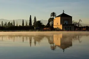 Pavilion: Morroco - The basin and the minzah (= palace-like