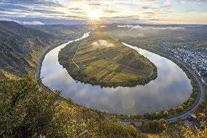 Vine: The Moselle bend, a beautiful river