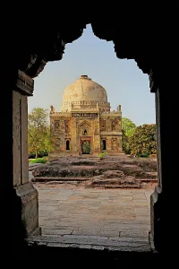 Delhi: Mosque of Sheesh Gumbad, Lodhi Gardens