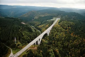 Thuringian: Motorway A71 in front of Rennsteig tunnel in the