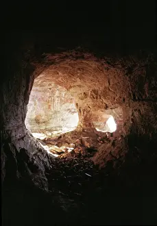 Tepui: Mount Autana (Cerro Autana), Cave, Amazonas territory