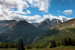 Grossglockner: Mount Grossglockner (3798m) seen from valley