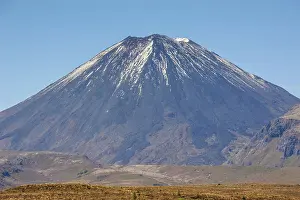 Ngauruhoe: Mount Ngauruhoe, Unesco world heritage sight Tongariro