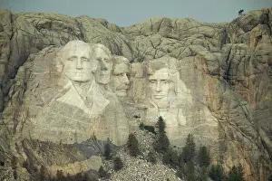 Memorials: Mount Rushmore National Memorial