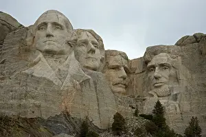 Memorials: Mount Rushmore National Memorial