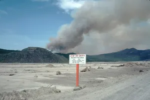 Text: Mount St. Helens