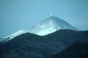 Smoking: Mount St. Helens (Before Eruption)