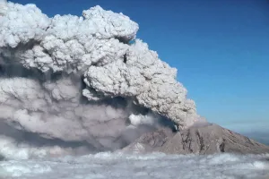 Smoking: Mount St. Helens, July 1980