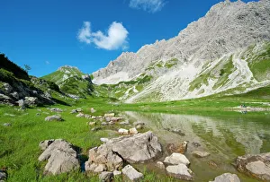 Haus: Mountain lake near Prinz-Luitpold-Haus, Allg&, x4d60;Alps