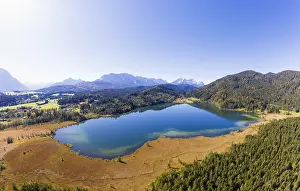 Werdenfelser: Mountain landscape, Lake Barmsee near Kran, Wetterstein