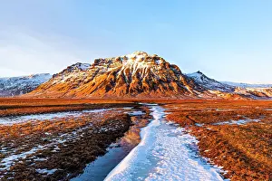 031019: Mountain landscape at Myrdalsj&, x1abd6c;l, Sudurland