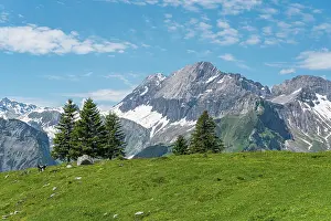 Groer: Mountain landscape with the summit of Groier Lohner