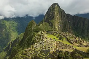 Ruin: Mountain light on Machu Picchu, Peru
